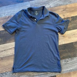 Men’s gray polo shirt